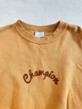 ★★Ｃｈａｍｐｉｏｎ　チャンピョン　スウェット　トレーナー　からし色　サイズ１３０★★_画像2