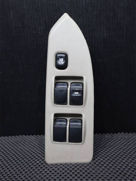 【作動保証】 迅速発送 管理A83 コルトプラス Z24W Z21A Z26A Z22A Z25A Z27A ウインドウスイッチ ウィンドスイッチ 右 運転席