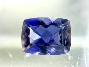  すみれカラー　アイオライト 1.28ct 魅惑的なカラー！天然バイオレットアフリカ フルファイア&ナイスシェイプ