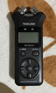 ☆中古 TASCAM DR-07 MkII LINEAR PCM RECORDER ジャンク扱い