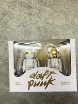 劇レア 送料込み BE@RBRICK DAFT PUNK（WHITE SUITS Ver.）2 PACK GUY-MANUEL de HOMEM-CHRISTO／THOMAS BANGALTER 100％　新品未開封_画像2