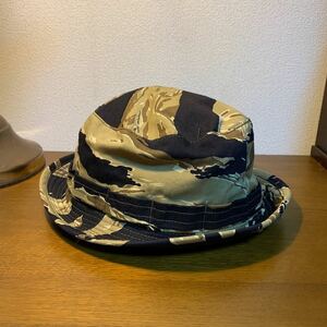 リアルマッコイズ☆THE REAL McCOY'S☆タイガーカモフラージュ☆ブーニーハット☆ストライプ☆7 5/8☆ GOLD TONE☆TIGER CAMOUFLAGE