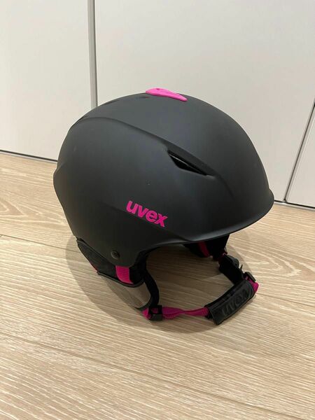 uvex primo ヘルメット　スキー　ボード　キッズ　レディース　55〜59 ブラック　ピンク　