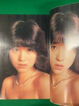 水着など【松田聖子写真集　聖子ひとりじめ　1981年　CBSソニー出版】　検）水泳大会 ビキニ ヌード パンチラ 運動会 レア_画像3