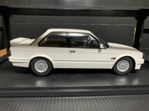 1/18 BMW 320is M3 Italo White 新品未展示保管品　　Kk scale_画像4