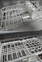 Panasonic パナソニック 電気食器洗い乾燥機 NP-TH2-W 2018年製 食洗機 キッチン家電_画像3