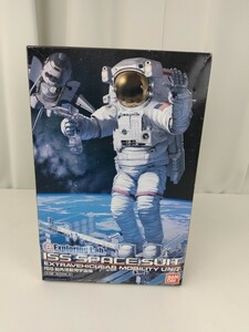 プラモデル BANDAI 1/10 ISS SPACE SUIT ISS 船外活動用宇宙服 Exploring Lab. バンダイ 