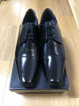 新品未使用 ドレスシューズ Mr.JUNKO 27.5cm EEE 黒 ビジネスシューズ メンズ スタイリッシュ 光沢 チップ 革靴 紳士靴 大きいサイズ_画像4