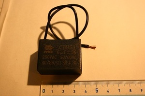 ( CBB61　6uF 250VAC 50/60Hz ) キャパシター　モーター始動　フィルムコンデンサー　fan capacitor