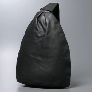 GP2341：イタリア製*ジョルジオアルマーニ*レザーショルダーバッグ*鞄*ブラック