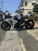 CBR1000RR SC59 国内フルパワー 車検今年の７月_画像2