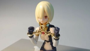 1/12　首＆手枷・大（金・赤）　オリジナル / ミニチュア / ドール小物 / figma / FAG等に