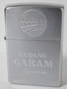 未使用品 2002年製 ZIPPO GUDANG GARAM Signature たばこ メーカー ガラム 彫り シルバー 00s Vintage デッドストック