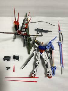 ＭＧ 1/100 エールストライクガンダム Ver.ＲＭ　ランチャーストライカー　ソードストライカーパック 　機動戦士ガンダムSEED　 ジャンク　