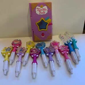 スター☆トゥインクルプリキュア　おせわしてフワ☆トゥインクルブック　フワのミニぬいぐるみ