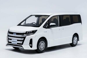 ▲超希少！White！特注品 1/30 トヨタ Toyota NOAH ノア ハイブリッド