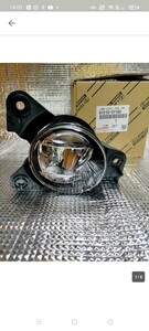  Toyota original Dyna foglamp right side only TRY230 product number 81210-37180 KOITO 37-24