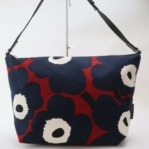 2401-106 マリメッコ ショルダーバッグ marimekko キャンバス製 レッド×ネイビー ウニッコ柄