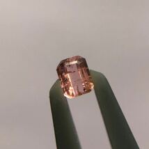 天然ヴェイリネナイト　0.10ct パキスタン産　ルース　天然石　ベイリネナイト　宝石　希少石　裸石　1円〜_画像4