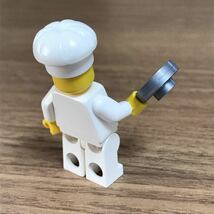 LEGO レゴ ミニフィグ シェフ コック 料理人 フライパン_画像2