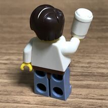LEGO レゴ ミニフィグ レゴムービー バリスタのラリー コーヒーショップ 店員_画像2