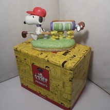 ビンテージ Hallmark SNOOPY ON THE COURSE FIGURINE Kl275_画像1