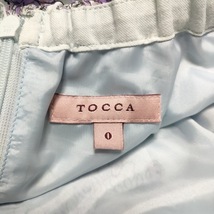 トッカ TOCCA スカート サイズ0 XS - アイボリー×パープル×マルチ レディース ひざ丈/花柄/一部ウエストゴム 美品 ボトムス_画像3