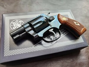 S&W M36 early チーフスペシャル★タナカワークス★ペガサスVer.2★リアル刻印★ブルーイング★純正木製グリップ付★絶版