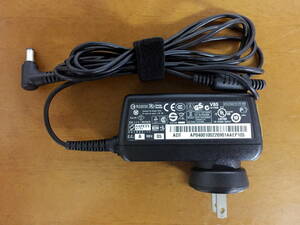 ☆　Aser　純正 ACアダプター ADP-40TH A　19V-2.15A 外径約5.5mm 内径約1.5mm 通電確認済　☆