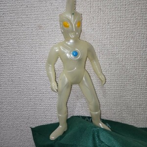 ブルマァク蓄光ミドル ソフビ ウルトラマンAエース ウルトラの父 シマックスm1号マルサンやまなやベアモデル面取れマーミット マスク着脱