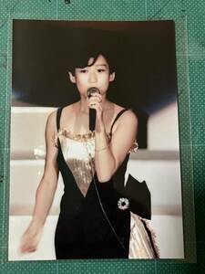 岡田有希子　写真　黒金ワンピ　80年代アイドル