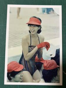 【レア】相本久美子　写真　水着　水泳大会　昭和タレント