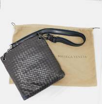 BOTTEGAVENETA ボッテガヴェネタ ★ イントレチャート メンズ ショルダーバッグ ダークブラウン×ネイビー 保存袋付_画像1