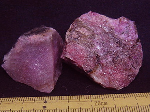 国産鉱物0090 田口鉱山赤ピンクの２種セット