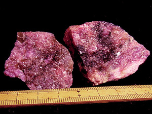 国産鉱物0123 田口鉱山赤ピンクのバラ輝石２個セット 
