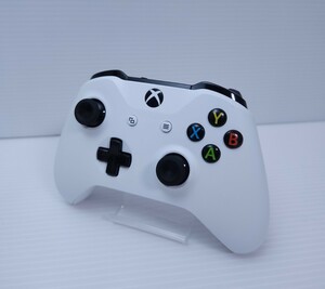 美品 / 動作品 Xbox One ワイヤレス コントローラーModel 1708 白 Wireless Controller(166)