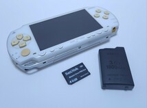 レトロゲーム / 動作品 ソニー SONY PSP-1000 ソニー PSP-1000 本体 +4GB メモリカード/ 希少品 (242)_画像1