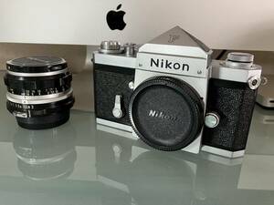 綺麗なNikon F659 アイレベル オリジナルの前期型 NIKKOR-H 50mm f2