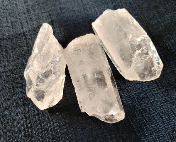 【A14】天然クオーツ 水晶 原石 ブラジル産 (未使用) 2