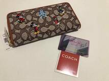 ［1円スタート］COACH コーチ　ファスナー ディズニーコラボ　長財布　新品未使用　ブラス/ココアバーニッシュドアンバーマルチ　C8578_画像1