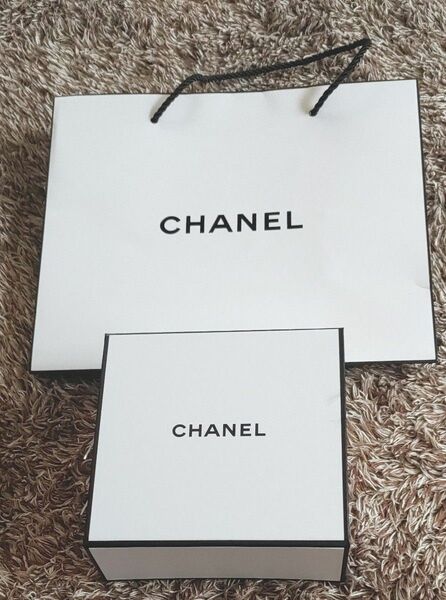 CHANEL　空箱&　紙袋