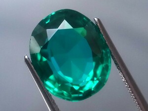 10.38ct 新品大粒・グリーンブルーパライバカラー 合成人造宝石ヤグセラミック ・ＹＡＧ （イットリウム・アルミニウム・ガーネット） 