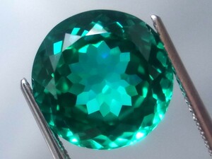 9.30ct 新品・大粒サイズ・グリーンパライバカラー 合成人造宝石ヤグセラミック ・ＹＡＧ （イットリウム・アルミニウム・ガーネット）