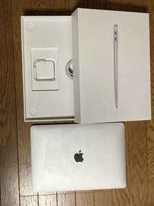 美品 MacBook Air 2020 M1 A2337 MGN93J/A 8GB/256GB シルバー