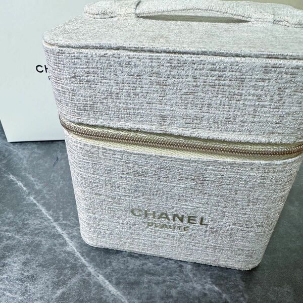 CHANEL ノベルティ バニティ ポーチ