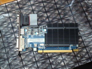 ファンレス 補助電源不要 HD5450 512MB PCI-E HDMI/DVI-I/VGA出力 送料無料