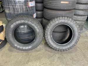 2本　215/75R15 LT 100/97Q COMFORSER CF3000