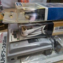 ◎【UHFブースタ 他コード類 まとめ売り】DXアンテナ 33dB形 チャンピオン SPARK PLUG 分波器 ビクター AP-116A プラグアダプター 140-27_画像8