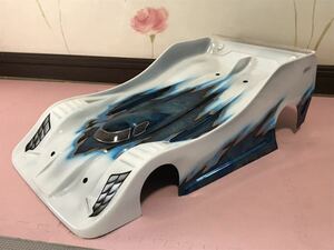 送料無料　1/8 ローラ　塗装済　未走行　ツーリングカー　ラジコンボディ　LOLA