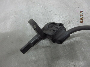 * postage 520 jpy * Lexus LS UVF45 speed sensor ABS sensor front right right front 89542-30270 LS600h UVF46 LS600hL 3*131